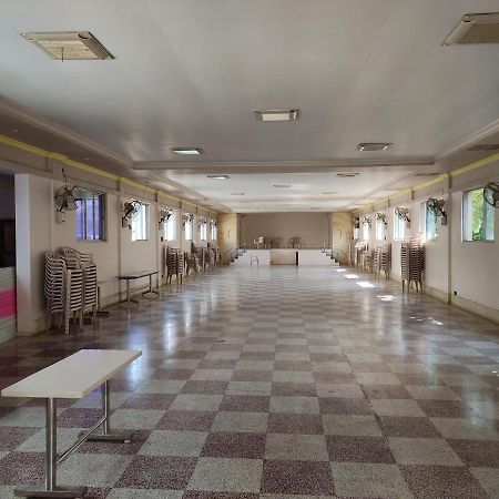 Sibi Lodge Coimbatore Eksteriør billede