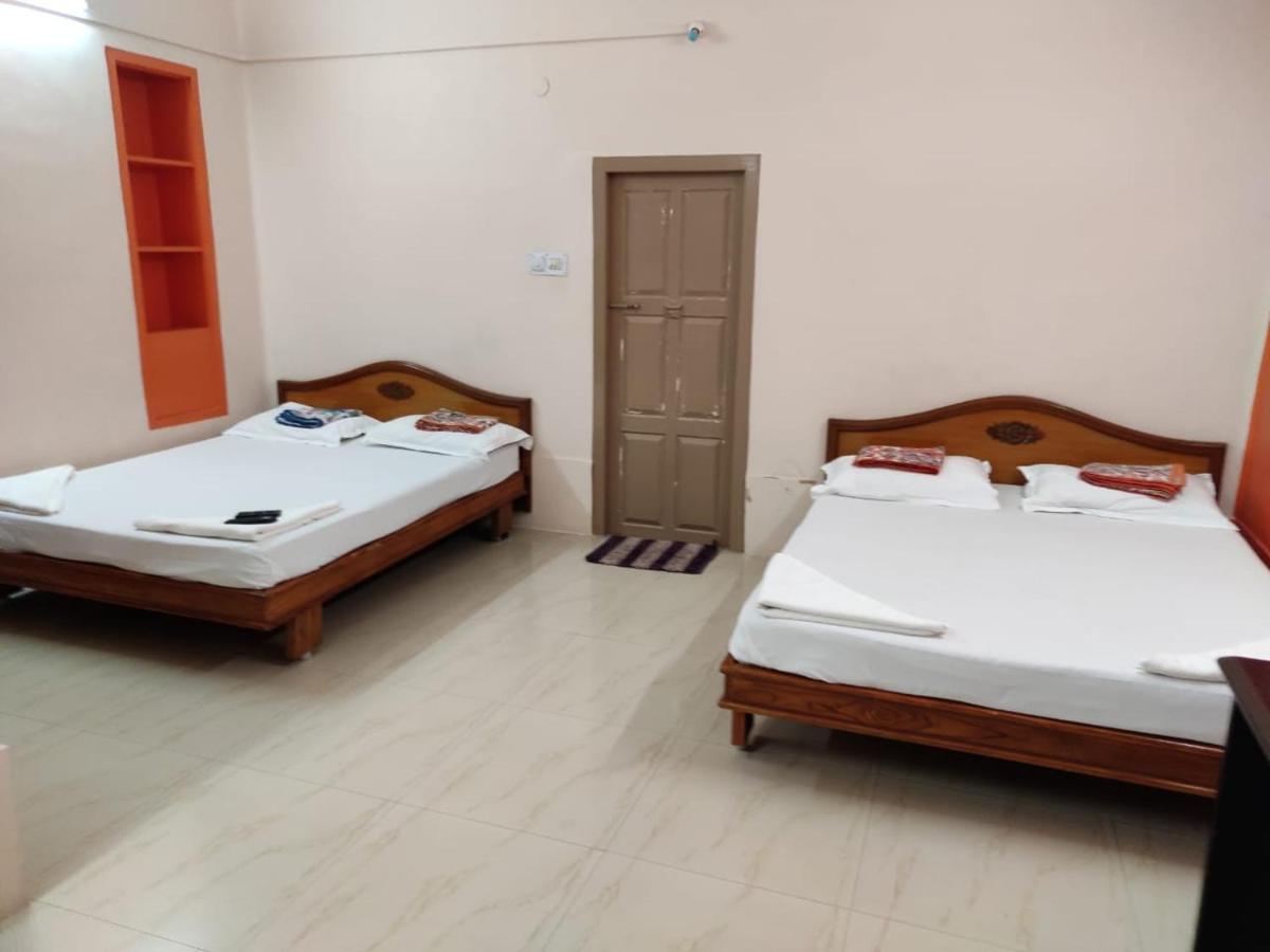 Sibi Lodge Coimbatore Eksteriør billede