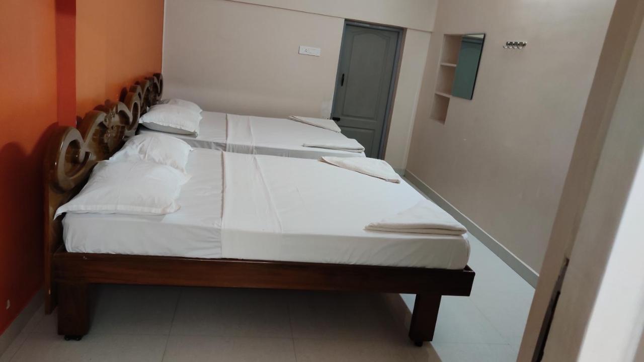 Sibi Lodge Coimbatore Eksteriør billede