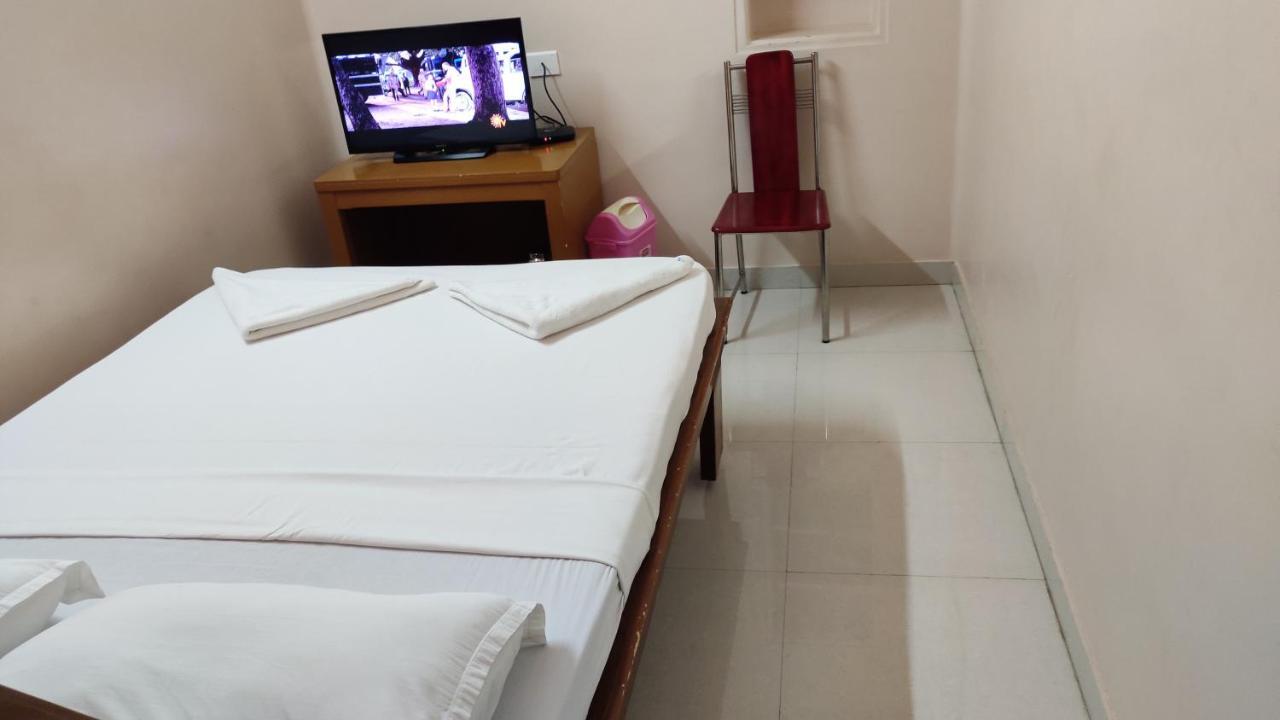 Sibi Lodge Coimbatore Eksteriør billede