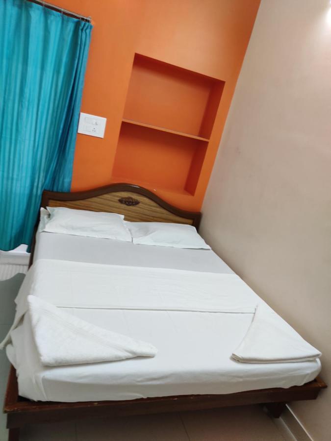 Sibi Lodge Coimbatore Eksteriør billede