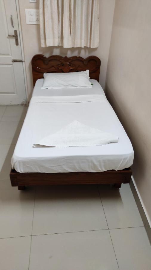 Sibi Lodge Coimbatore Eksteriør billede