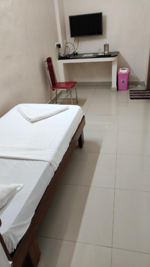 Sibi Lodge Coimbatore Eksteriør billede