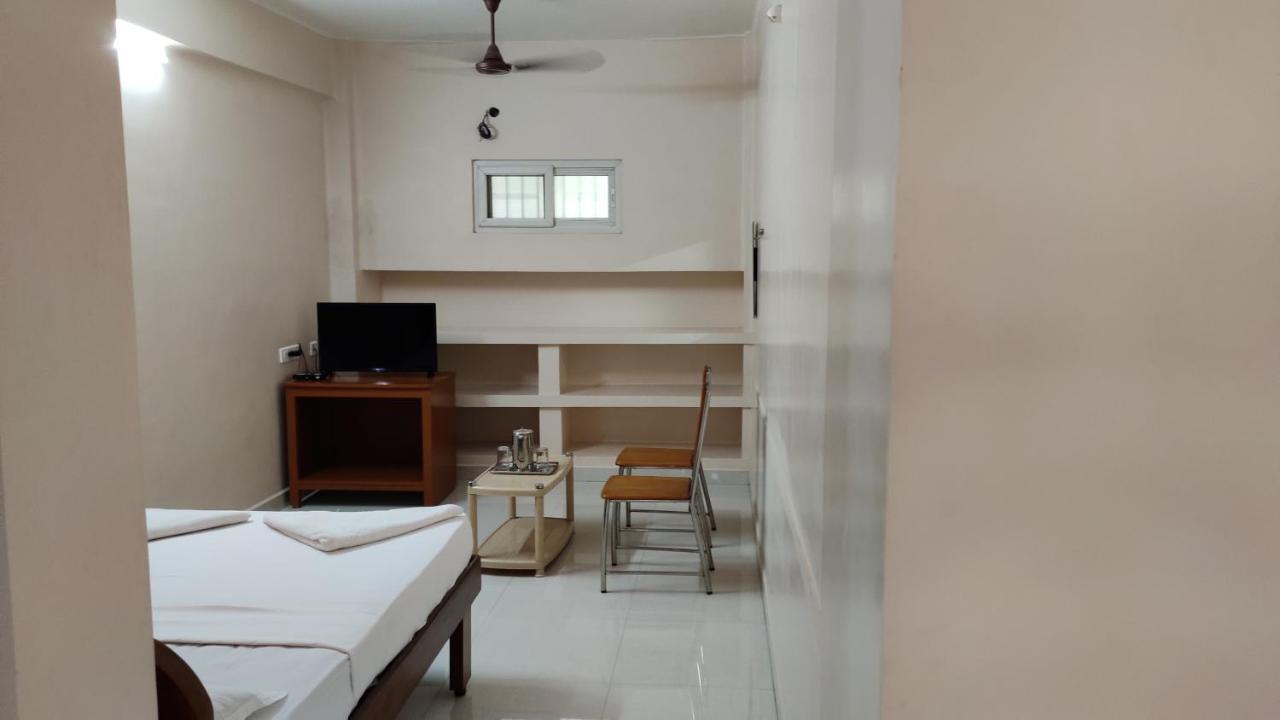 Sibi Lodge Coimbatore Eksteriør billede